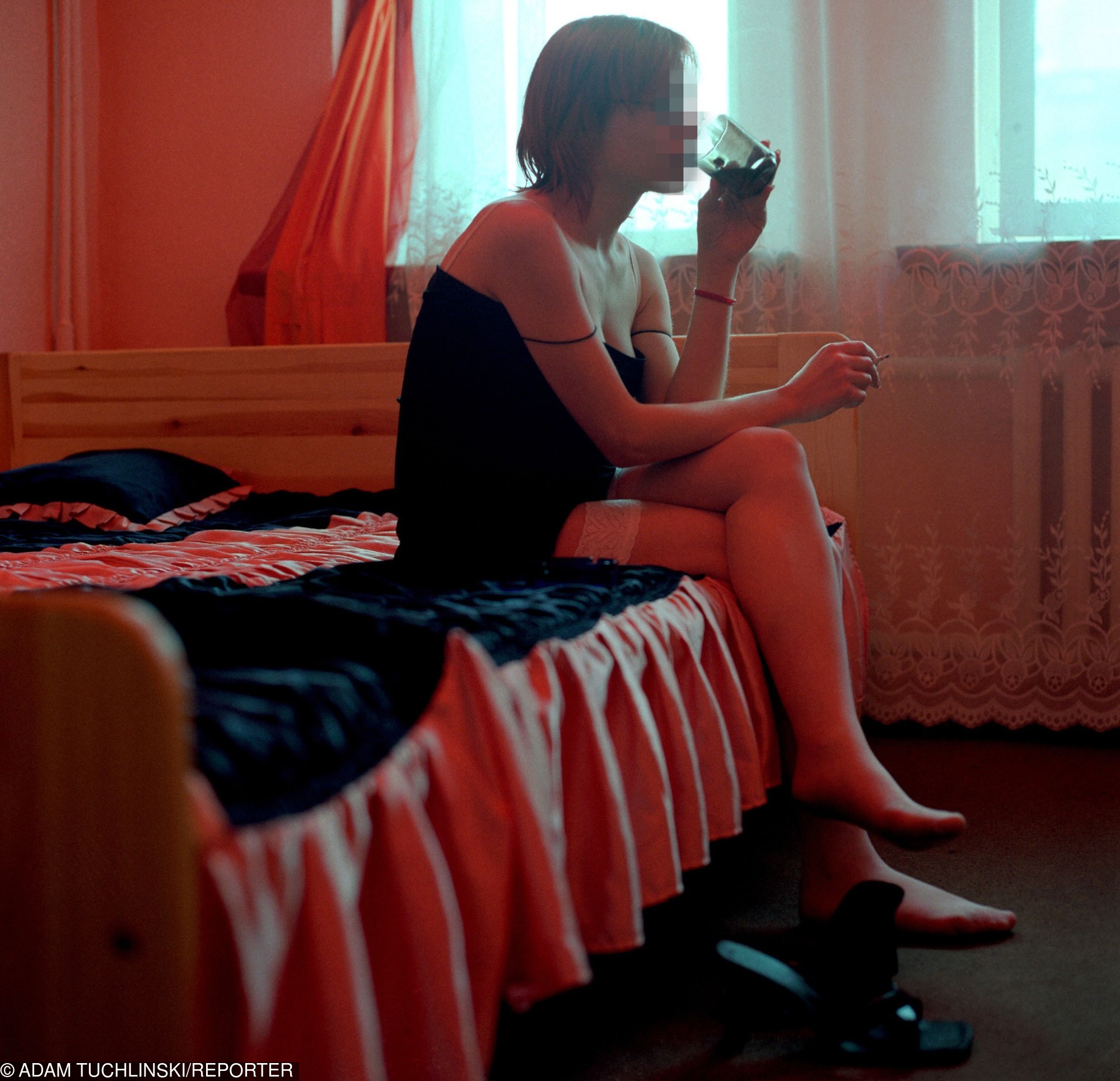 Za pieniądze to nie zdrada. Była prostytutka ujawnia kulisy porno-biznesu  w Warszawie