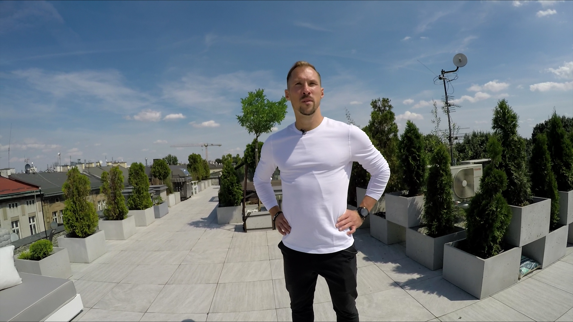 Ogród na dachu Robert Gryn to najmłodszy polski milioner. Mieszka jak