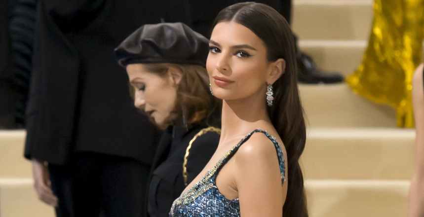 Emily Ratajkowski
