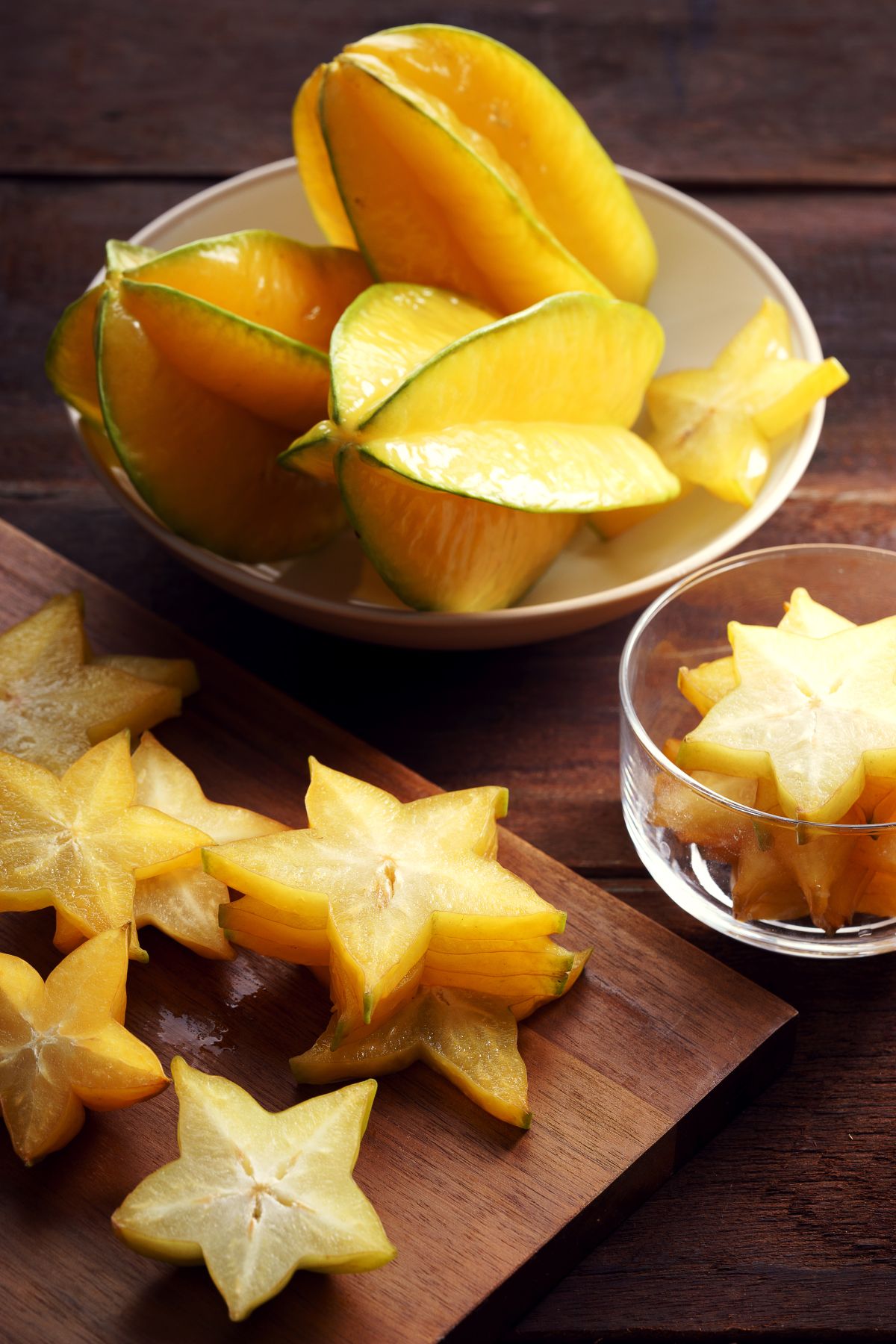 Karambola, czyli gwiazda wśród owoców - WP Kuchnia