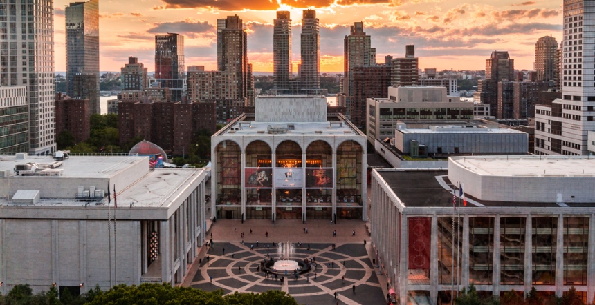 Metropolitan Opera, Carnegie Hall - pierwsze sale koncertowe w USA